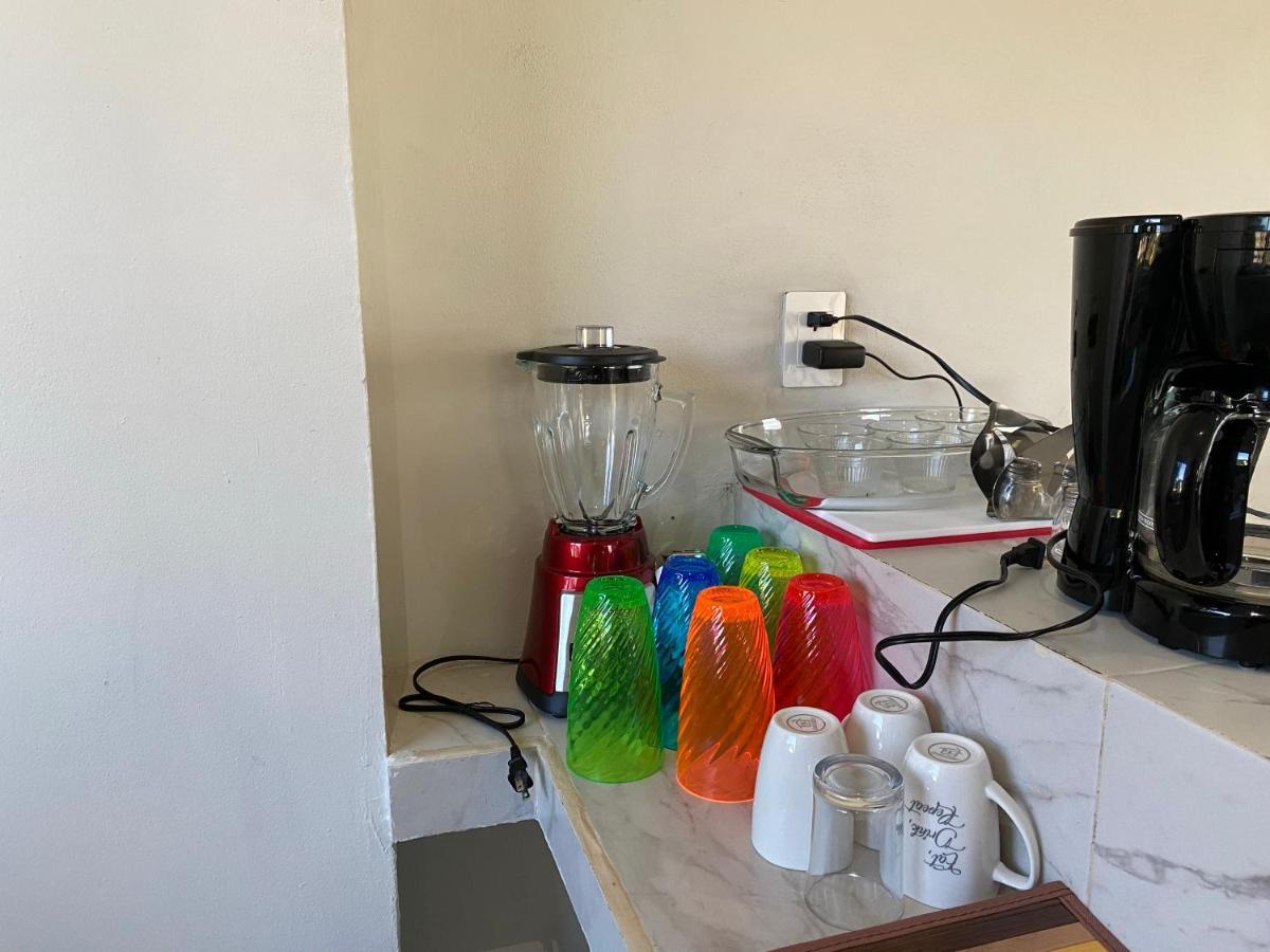 Cuxos Hotel Beachfront Isla Mujeres Εξωτερικό φωτογραφία