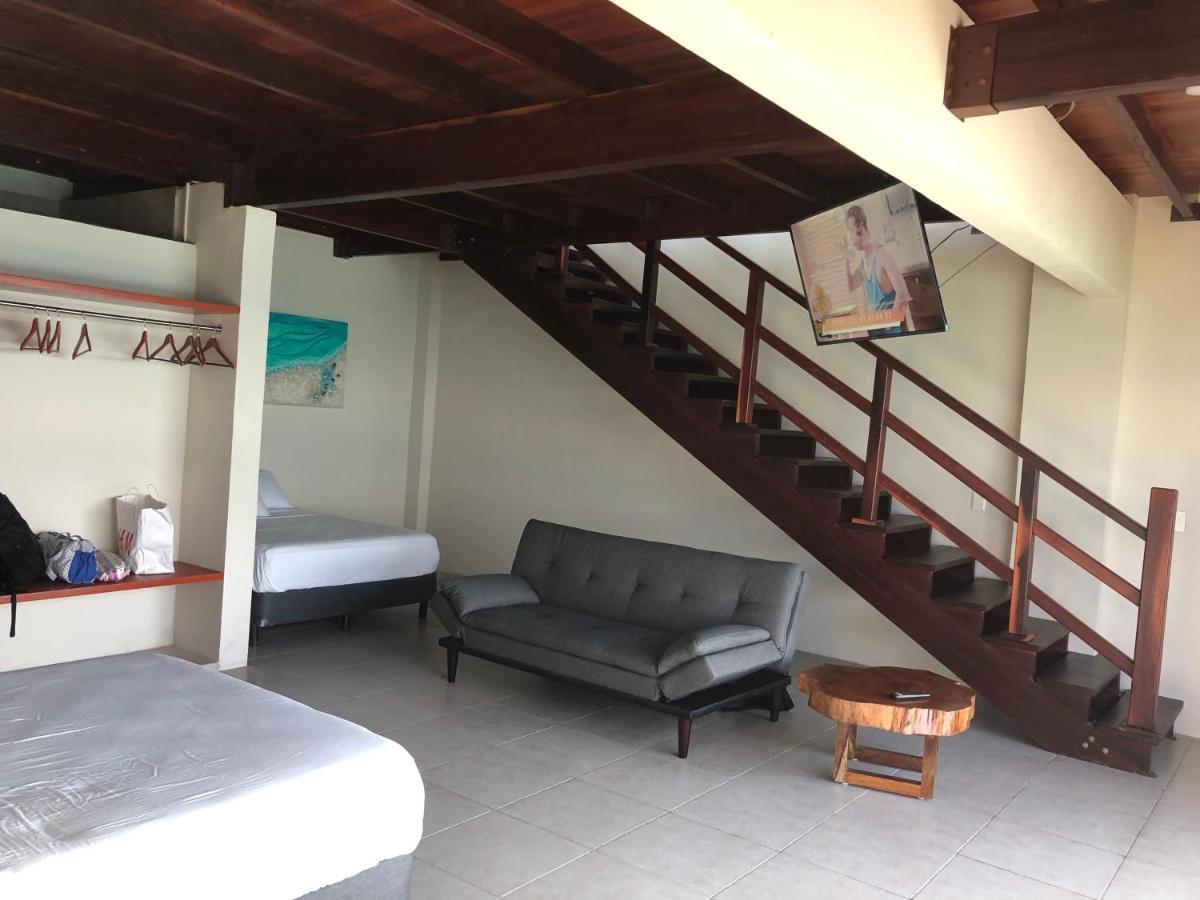 Cuxos Hotel Beachfront Isla Mujeres Εξωτερικό φωτογραφία