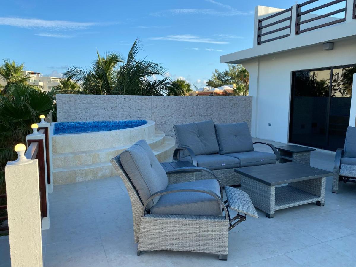 Cuxos Hotel Beachfront Isla Mujeres Εξωτερικό φωτογραφία