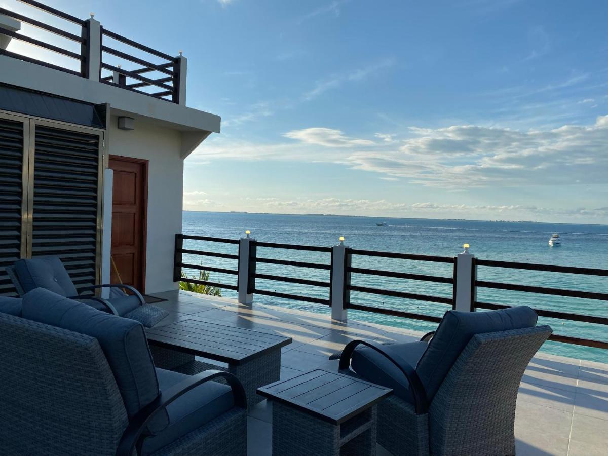 Cuxos Hotel Beachfront Isla Mujeres Εξωτερικό φωτογραφία