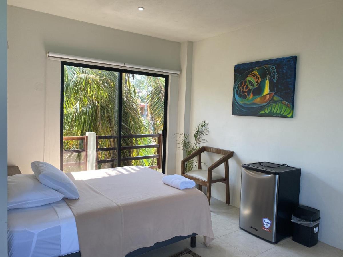 Cuxos Hotel Beachfront Isla Mujeres Εξωτερικό φωτογραφία