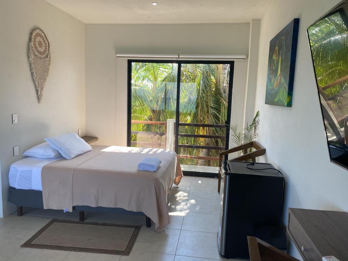 Cuxos Hotel Beachfront Isla Mujeres Εξωτερικό φωτογραφία