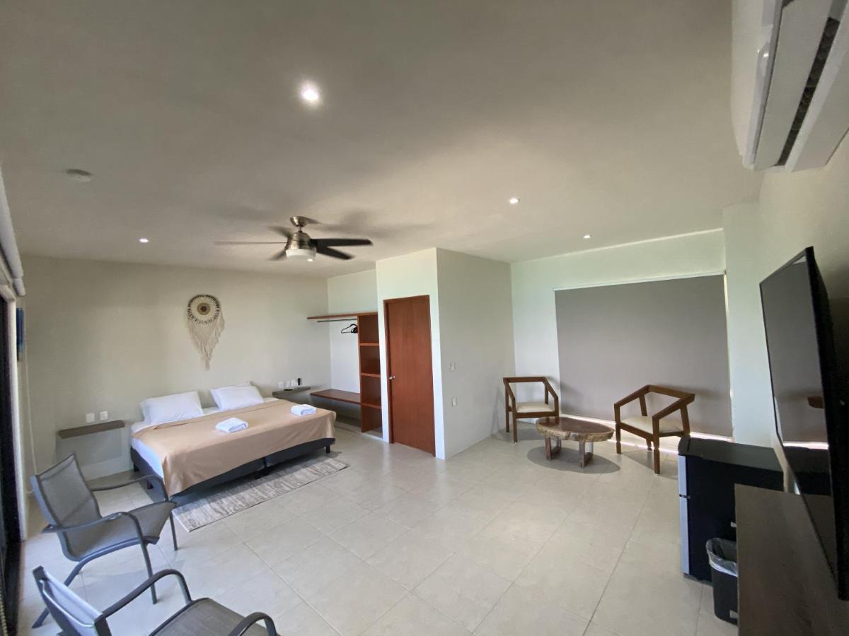 Cuxos Hotel Beachfront Isla Mujeres Εξωτερικό φωτογραφία
