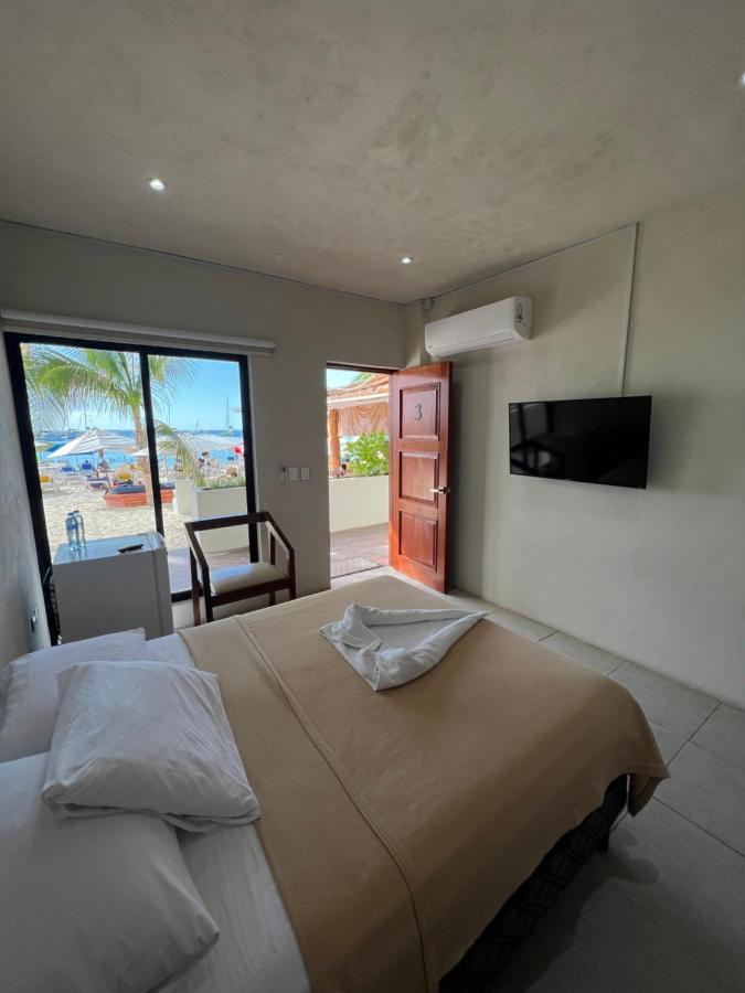 Cuxos Hotel Beachfront Isla Mujeres Εξωτερικό φωτογραφία