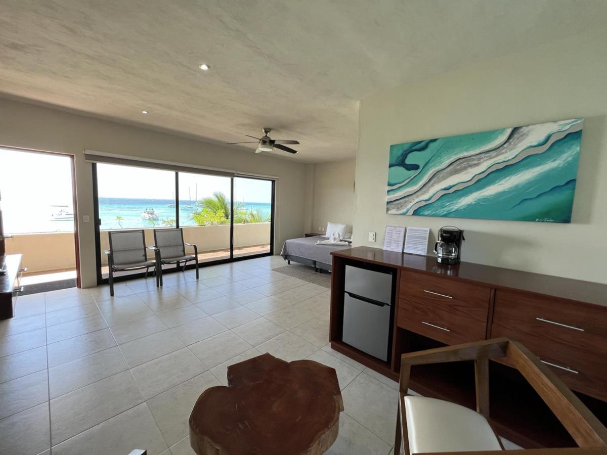 Cuxos Hotel Beachfront Isla Mujeres Εξωτερικό φωτογραφία