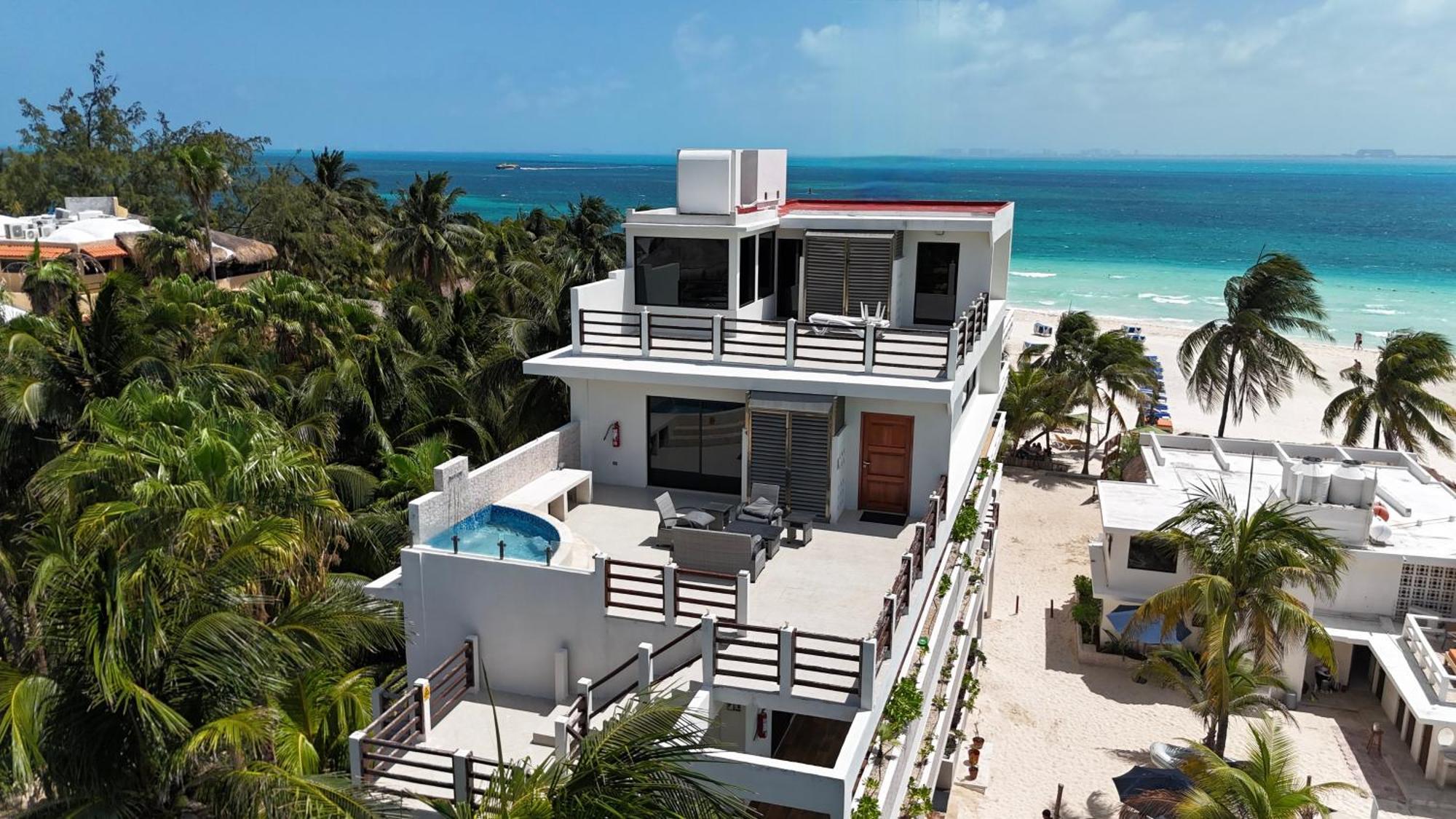 Cuxos Hotel Beachfront Isla Mujeres Εξωτερικό φωτογραφία