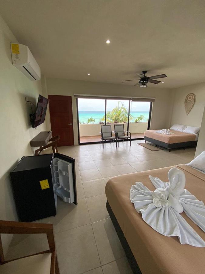 Cuxos Hotel Beachfront Isla Mujeres Εξωτερικό φωτογραφία